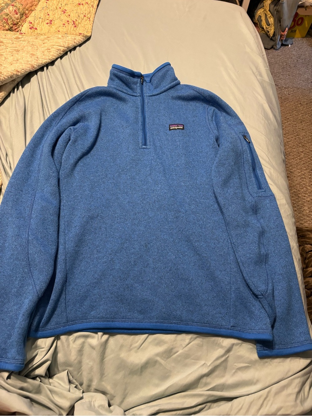 Patagonia women’s Light Blue Quarter-Zip Fleece Pullover